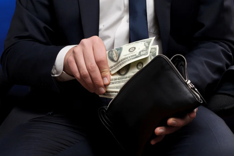 Ermənistanda iş adamı 90 min dollar həcmində vergidən yayınmaqda ittiham olunur