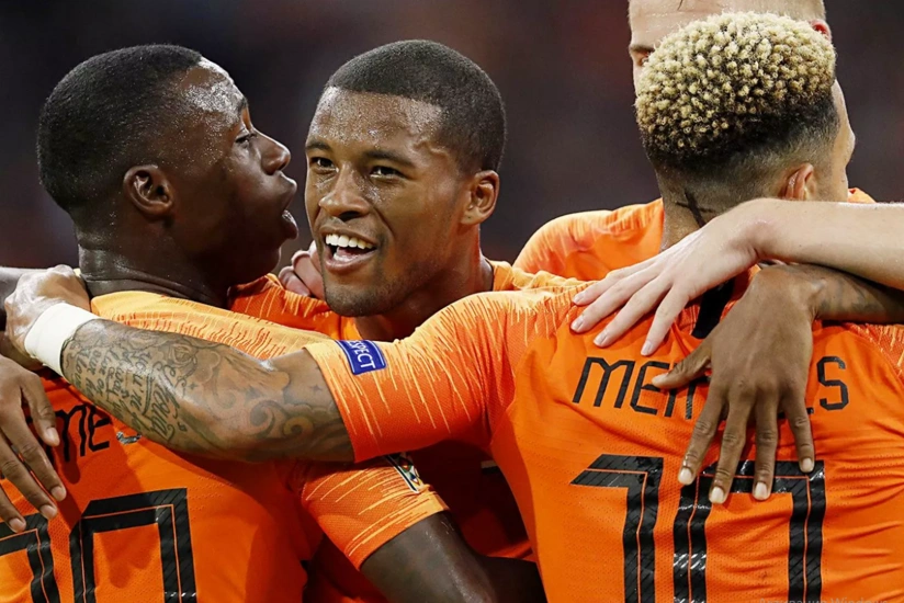 Niderland millisinin futbolçusu DÇ-2022-ni buraxacaq