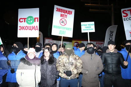 Акция протеста на дороге Ханкенди-Лачын продолжается и в вечерние часы