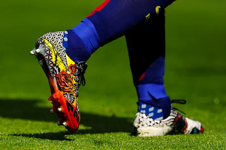 ​Барселона вышла в лидеры, Месси догнал Роналду