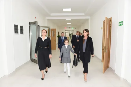 Heydər Əliyev Fondunun prezidenti Şüvəlanda xüsusi internat məktəbin açılışına qatılıb