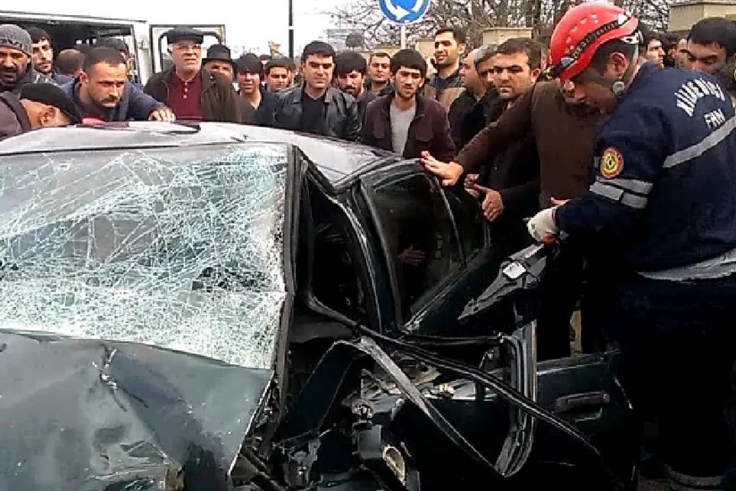 ​Lənkəranda iki maşın toqquşub, 4 nəfər yaralanıb - VİDEO