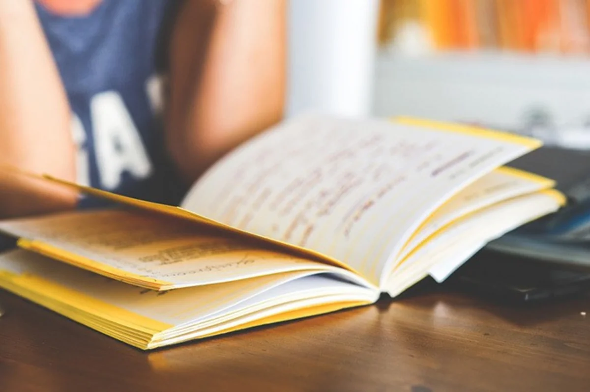 Ermənistanda bütün təhsil müəssisələri bağlandı
