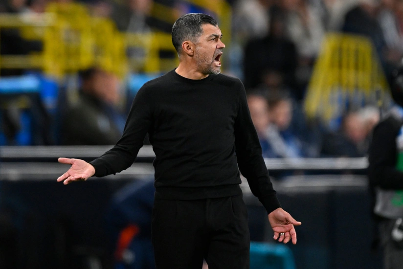 Milan baş məşqçisi ilə yolları ayıra bilər