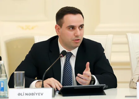 Ali Məhkəmədə “Ailə mübahisələrində mediasiya institutunun tətbiqinin əhəmiyyəti və beynəlxalq təcrübə” mövzusunda dəyirmi masa keçirilib