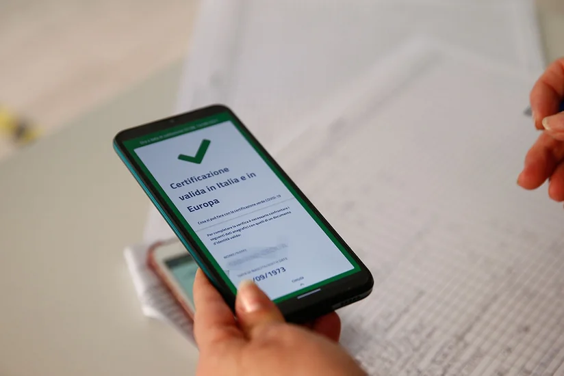 Италия ввела обязательные ковид-сертификаты для работы