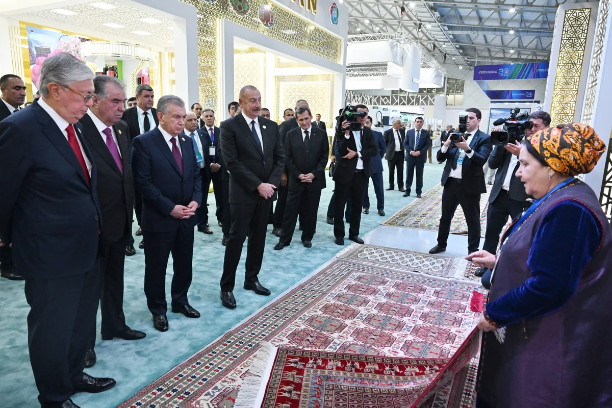 President Ilham Aliyev views EXPO Central Asia 2023 exhibition in Dushanbe