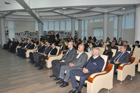 Qarlı havalarla əlaqədar xüsusi təyinatlı texnikalar hazır vəziyyətə gətirilib