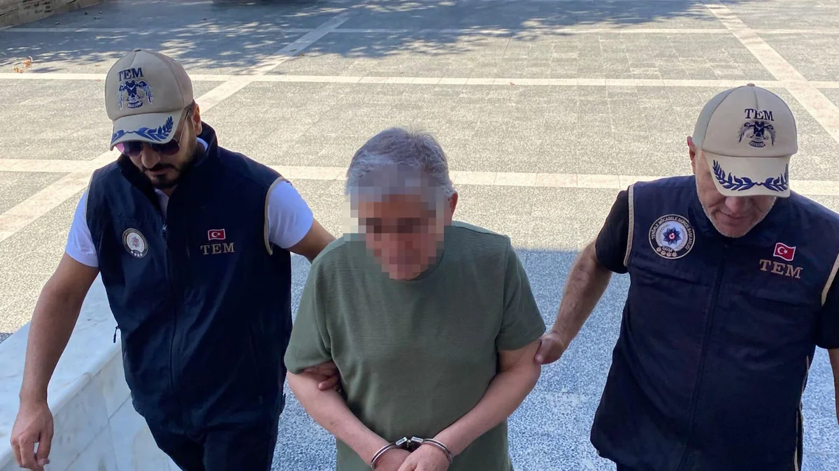 Beynəlxalq axtarışda olan FETÖ-çu İstanbulda saxlanılıb
