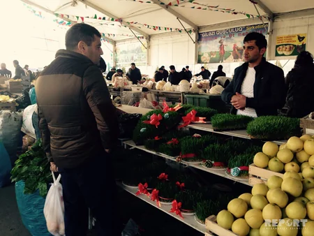 Bakıda Novruz bayramı ilə əlaqədar yarmarkalar başlayıb - FOTO