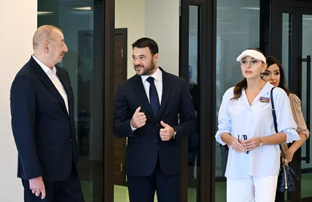 Prezident və Birinci xanım “Sea Breeze”də LANDAU Məktəbinin və “The Grand” apart hotelinin açılışında iştirak ediblər - YENİLƏNİB