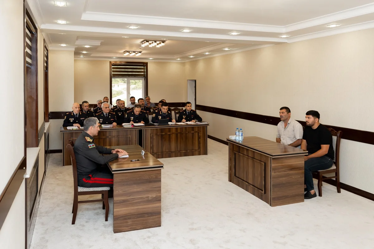 Daxili işlər naziri Oğuzda vətəndaş qəbulu və sıra baxışı keçirib