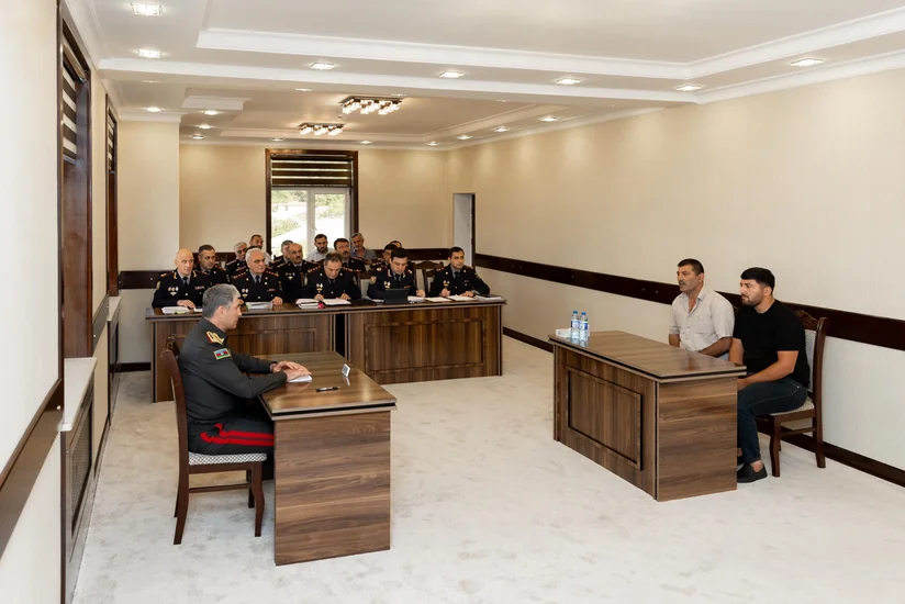 Daxili işlər naziri Oğuzda vətəndaş qəbulu və sıra baxışı keçirib