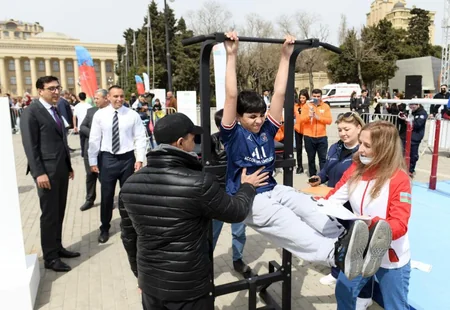 Bakı Bulvarında Beynəlxalq İdman Günü münasibətilə tədbir keçirilir