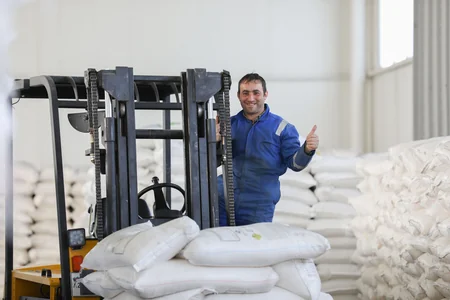 Azərbaycanda mineral gübrələrin səyyar satışına başlanılıb