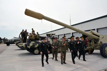 Подписан документ по сотрудничеству между военными академиями Азербайджана и Болгарии