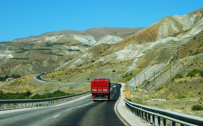 Volume of cargo traffic on TRACECA up by about 7%