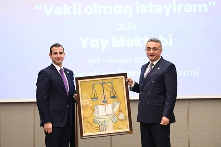 Vəkil olmaq istəyirəm adlı yay məktəbinin bağlanış mərasimi keçirilib