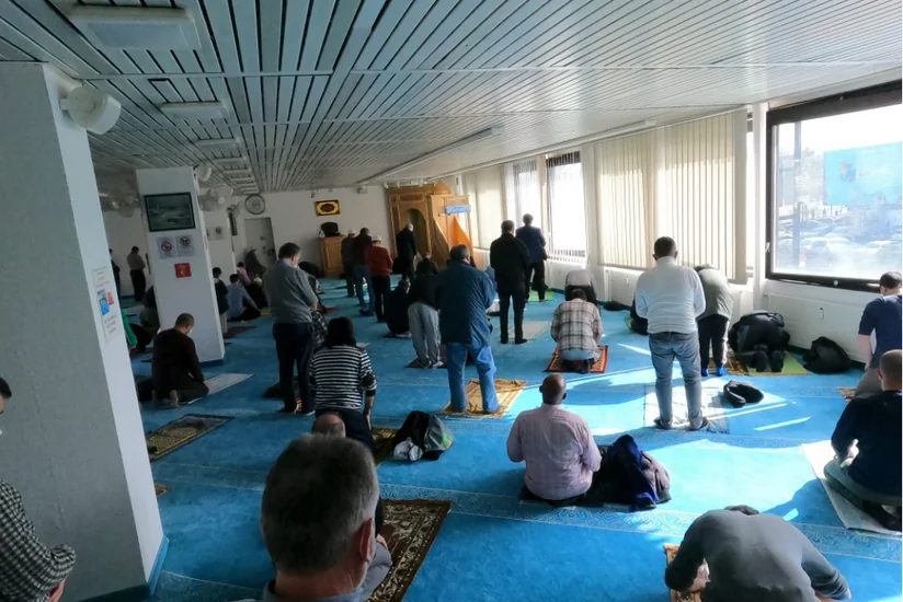 Avropanın müxtəlif məscidlərində Xocalı qurbanlarının xatirəsinə dualar oxunub