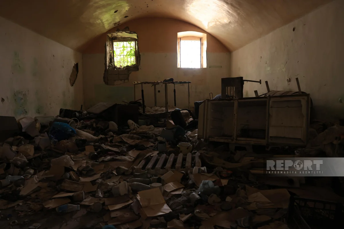 MTP travelers visit Shusha prison