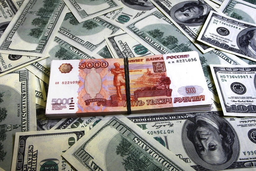 Forecast: Dollar and ruble will go up next year