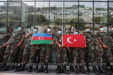 First group of Azerbaijani firefighters return home from Turkey