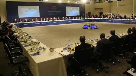 Prezident İlham Əliyev İstanbulda Dünya Humanitar Sammitində iştirak edir - FOTO