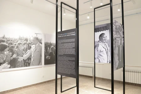 “Xarıbülbül” festivalının qonaqları “Heydər Əliyev və Qarabağ” sərgisində iştirak edib