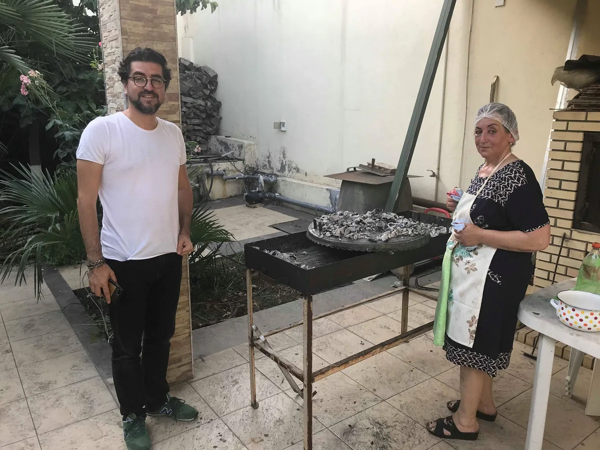 Türkiyənin tanınmış bloqqeri Azərbaycanı dünyaya tanıdır - FOTOLAR