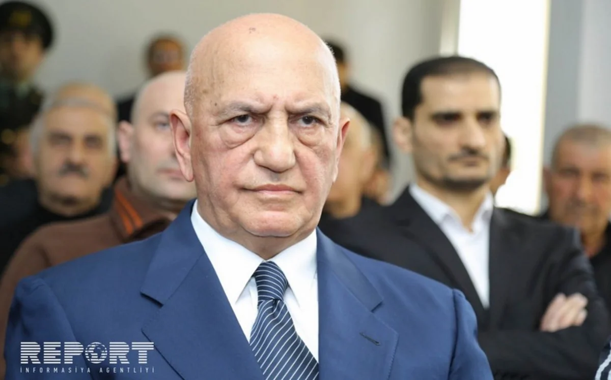 Əli İnsanovun məhkumluğu götürülüb