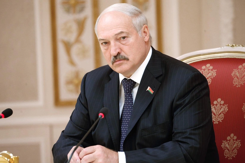 Lukaşenko Belarusdakı vəziyyəti Putinlə müzakirə etmək istəyir