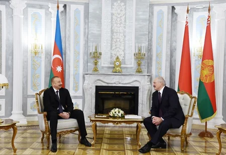 Prezident İlham Əliyevin və Prezident Aleksandr Lukaşenkonun təkbətək görüşü olub