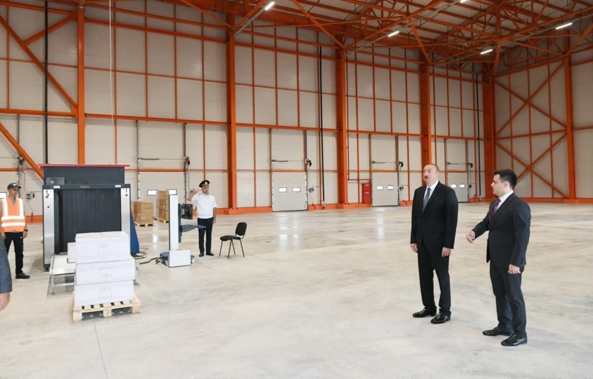 Prezident İlham Əliyev Abşeron Logistika Mərkəzinin açılışında iştirak edib - YENİLƏNİB