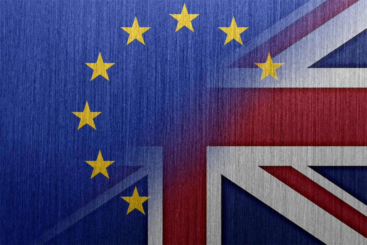 ЕК опубликовала соглашение с Великобританией по Brexit на 1 246 страниц