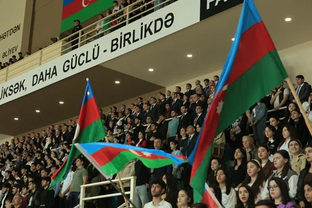Gəncədə Heydər Əliyevin anadan olmasının 101-ci ildönümünə həsr olunmuş respublika voleybol turniri keçirilib
