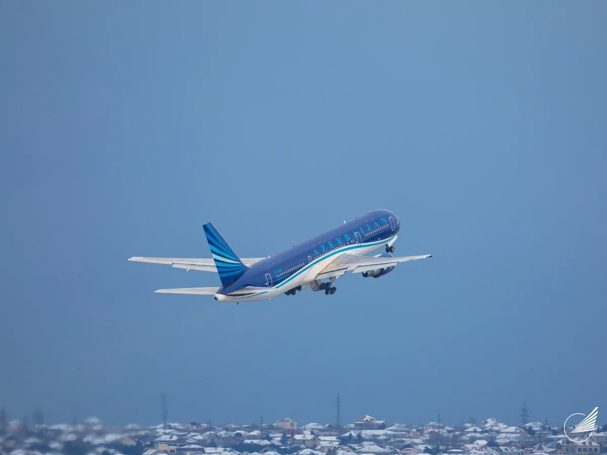 AZAL çarter reyslə İtaliya və Türkiyədən 391 nəfəri ölkəyə gətirib