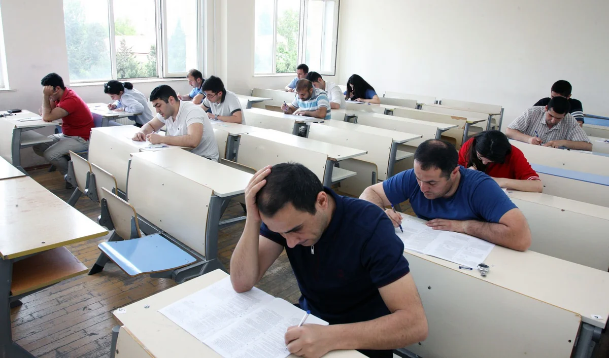 Vergi orqanlarına işə qəbulla bağlı test imtahanı keçirilib