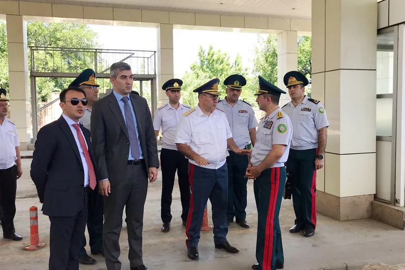Dörd dövlət qurumun rəhbəri Sınıq körpü sərhəd-keçid məntəqəsindəki vəziyyətlə tanış olub