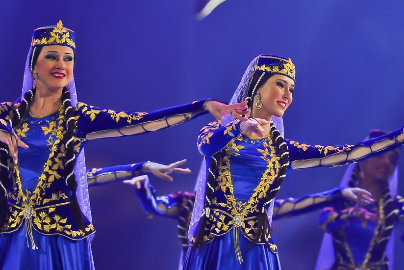 Euronews prepares program about Azerbaijani folk songs and dances