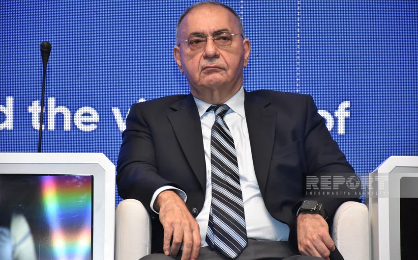 Asim Mollazadə: “Fransa yenidən imperiya olmaq istəyir”