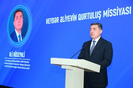 Heydər Əliyevin 100 illik yubileyinə həsr olunan “Müstəqil Azərbaycanın Banisi” adlı konfrans keçirilib