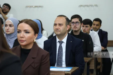 Bakıda cəmiyyətdə nümunəvi ailə modelinin təşviqi üçün gənclərin məsuliyyətinin artırılması müzakirə olunub
