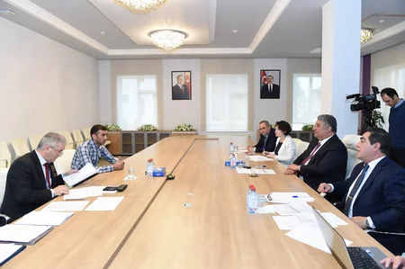 Azad Rəhimov Biləsüvarda vətəndaşları qəbul edib