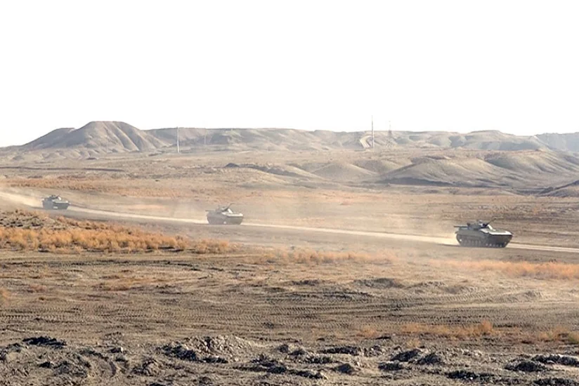 Müdafiə naziri təlimləri müsbət qiymətləndirib, tapşırıqlar verib