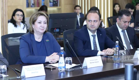 Ənənəvi dəyərlərin və ailə institutunun qorunmasında təhsilin roluna həsr olunan konfrans keçirilib