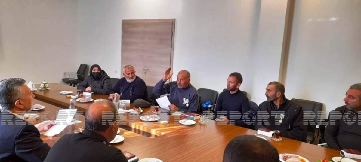 Biləsuvarda şəhidlərin medalları ailələrinə təqdim edilib 