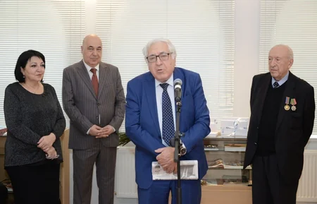 “Bank VTB Azərbaycan” Tahir Salahovun rəsm əsərlərindən ibarət xüsusi təqvim hazırlayıb