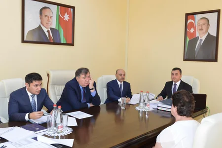 ​Vergilər naziri Qusarda vətəndaşları qəbul edib