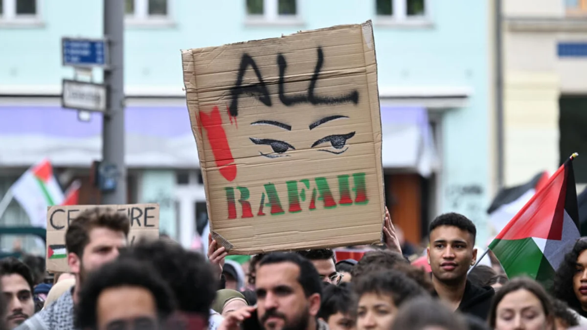 Over 4,000 people take to streets in Berlin for protest rally due to situation in Rafah