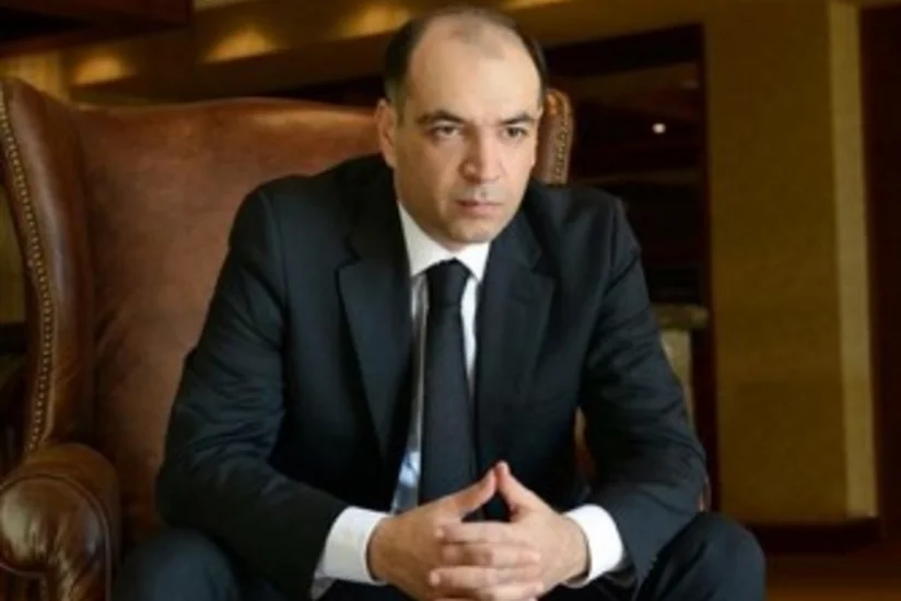 Deputatlığa keçmiş namizəd seçicilərinə müraciət edib